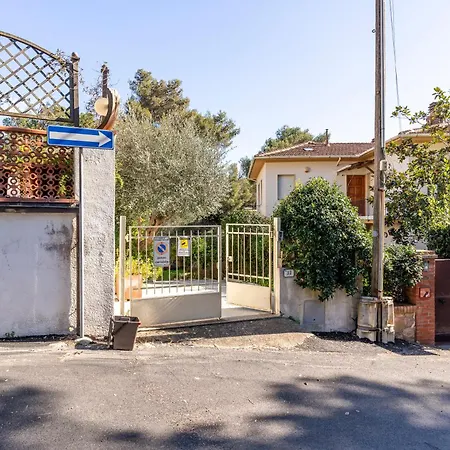 Il Nido Della Bounganville - Cozy With Patio! * Castiglioncello